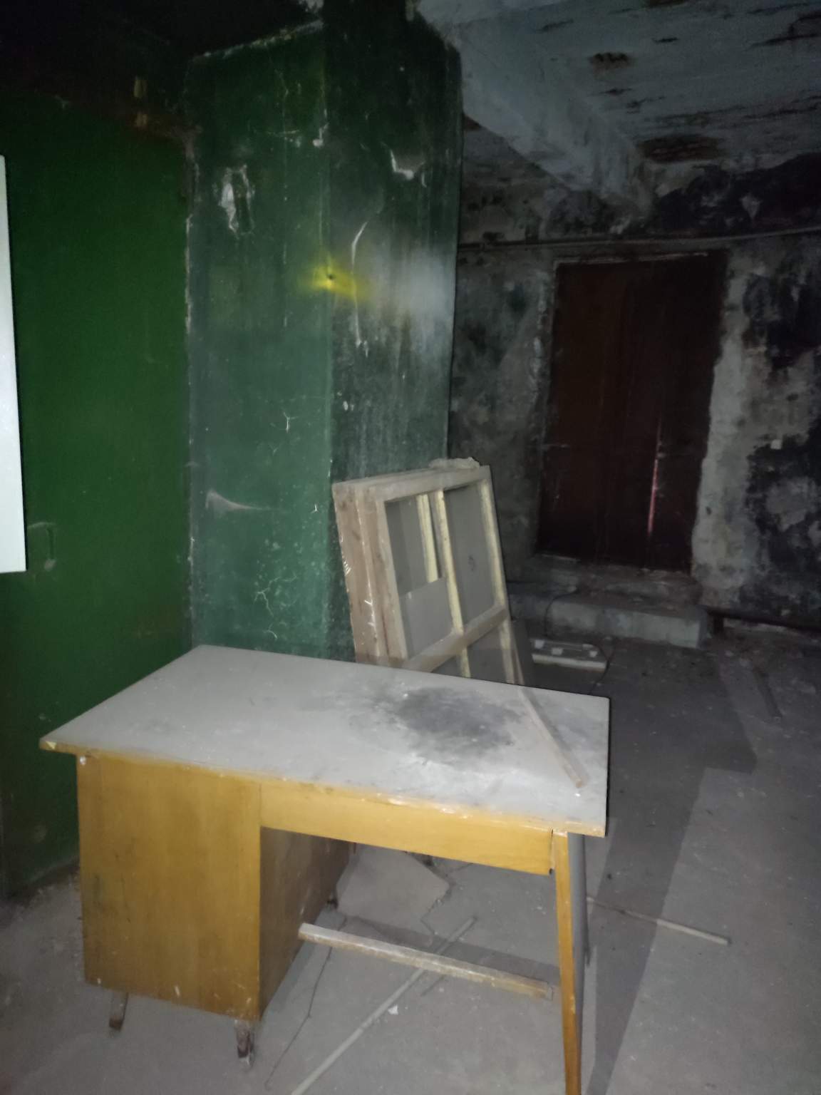 Продам склад 2419.8 м.кв.