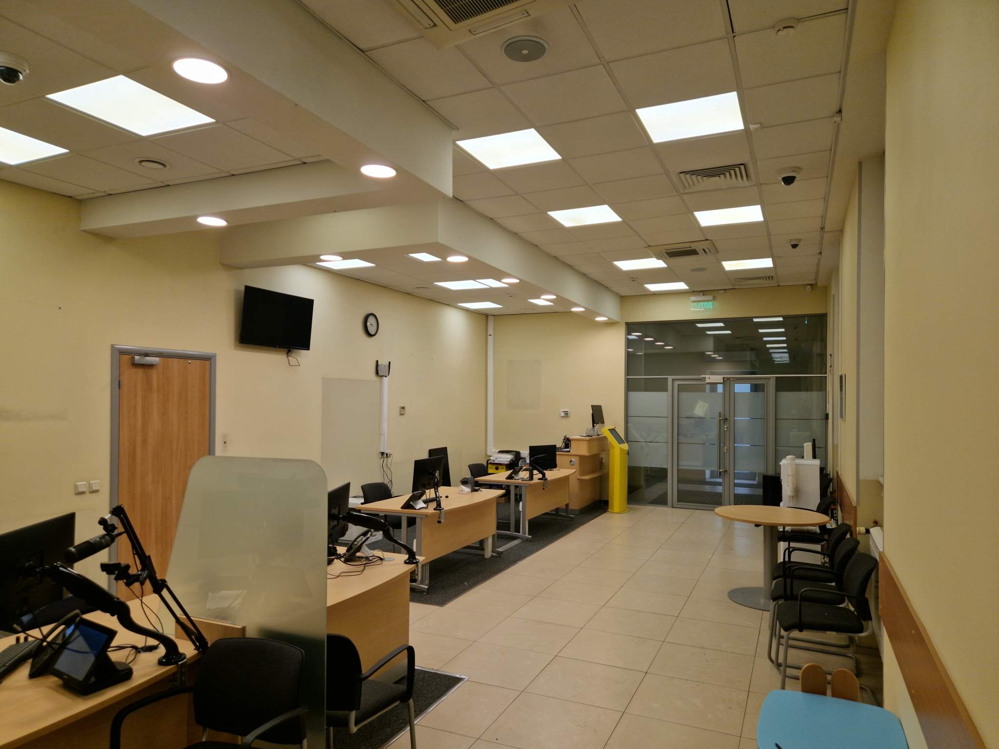 Сдам в аренду магазин 621.2 м.кв.
