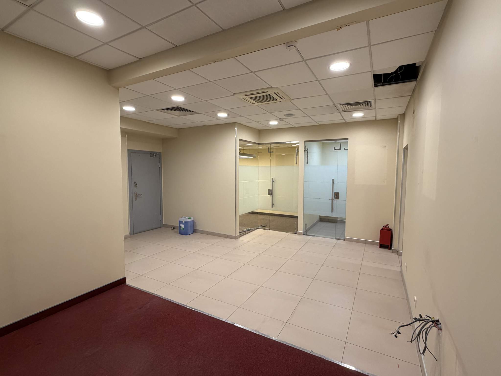 Сдам в аренду магазин 281.5 м.кв.