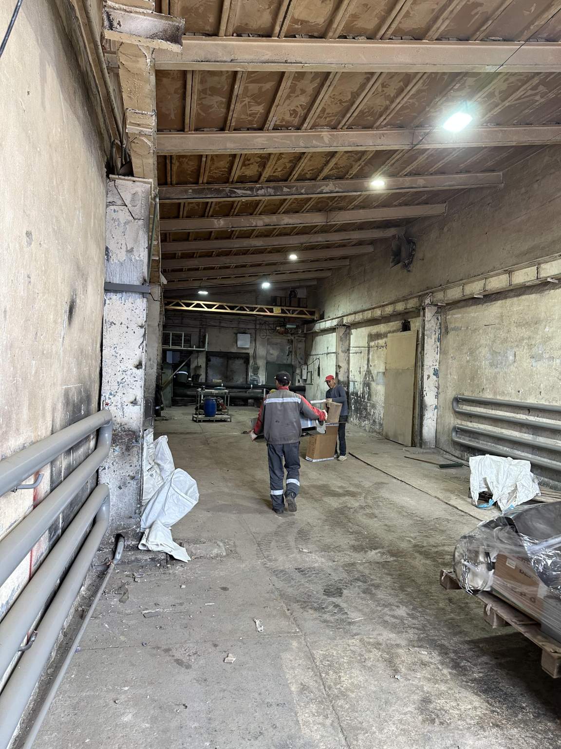 Сдам в аренду склад 157.6 м.кв.