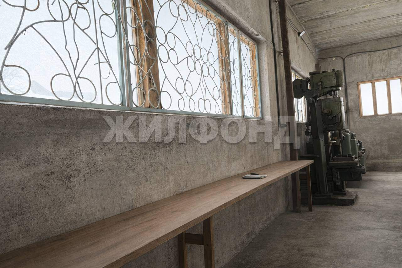 Продам земельный участок 800 м.кв.