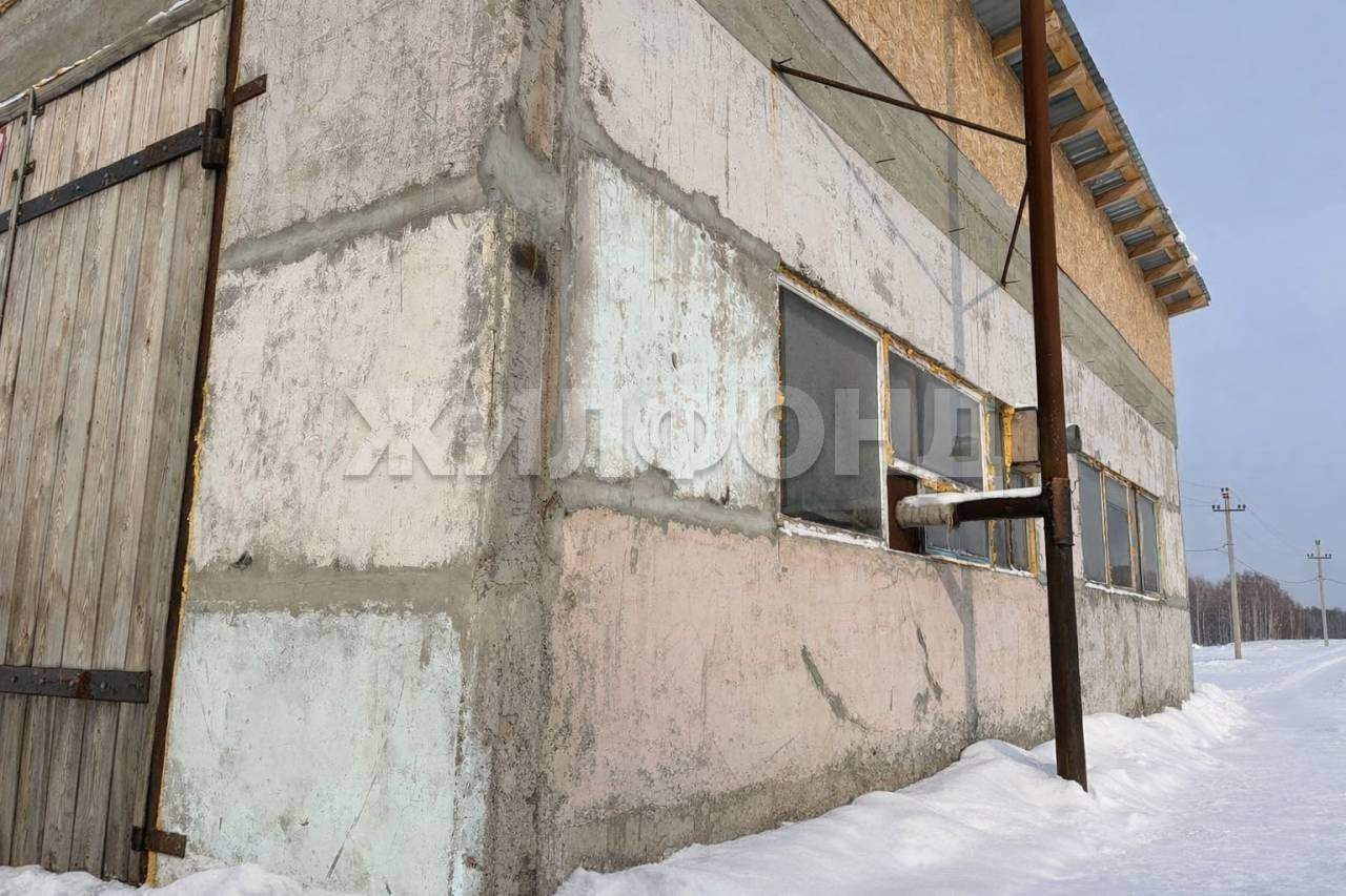 Продам земельный участок 800 м.кв.