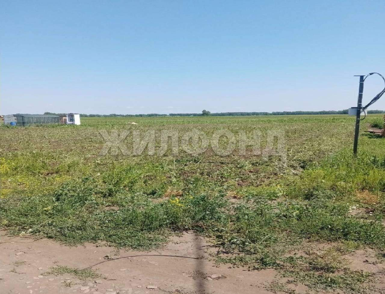 Продам земельный участок 1040 м.кв.
