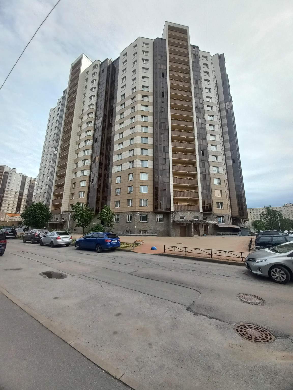 Продам магазин 123 м.кв.