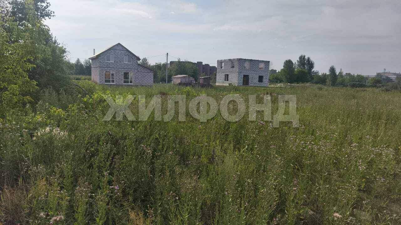 Продам земельный участок 780 м.кв.