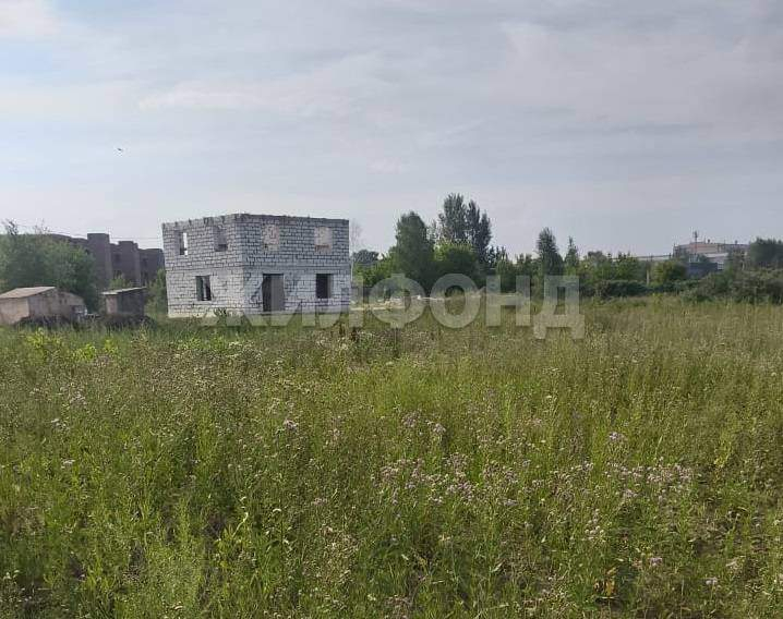 Продам земельный участок 780 м.кв.
