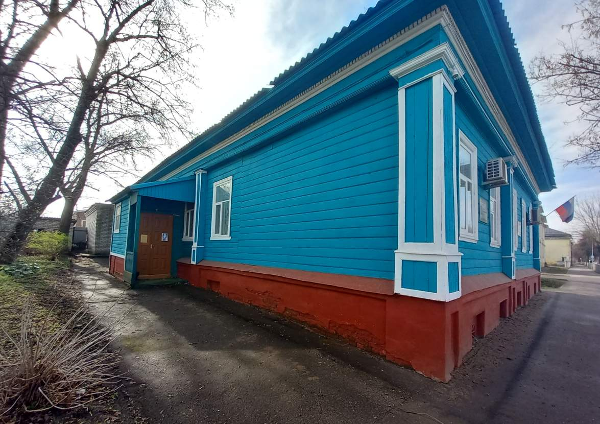 Продам торговое помещение 528.7 м.кв.