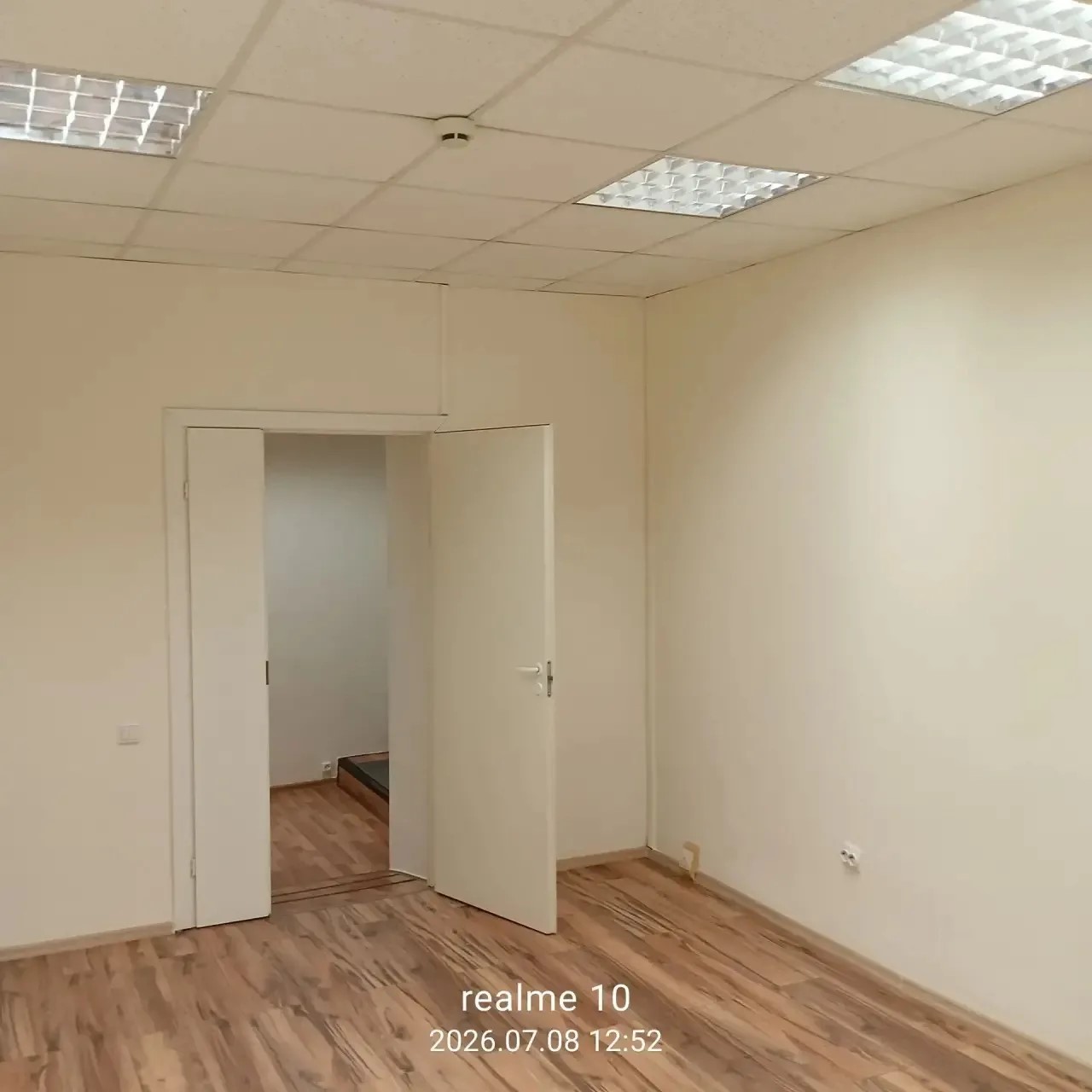 Сдам в аренду офис 83 м.кв.