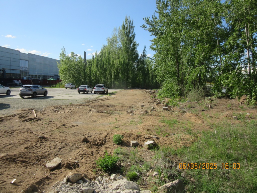 Продам торговое помещение 9331.1 м.кв.