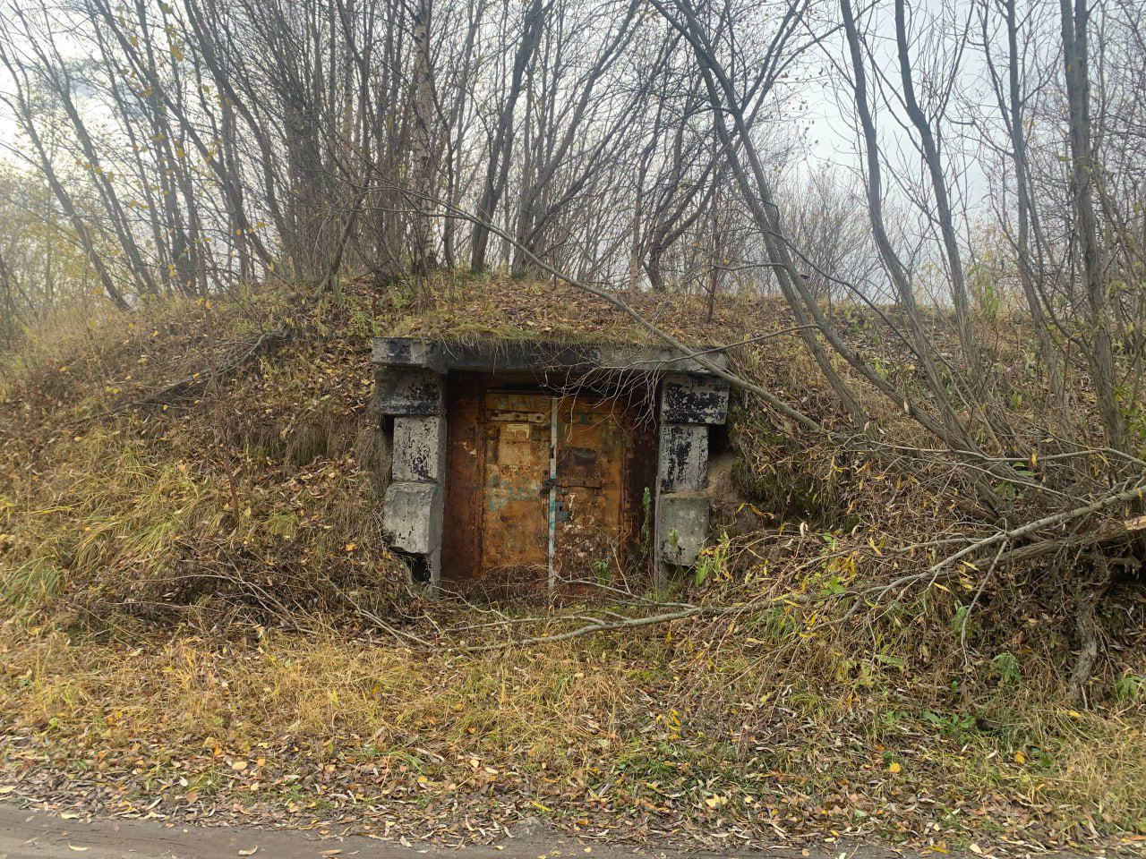 Продам торговое помещение 902.5 м.кв.