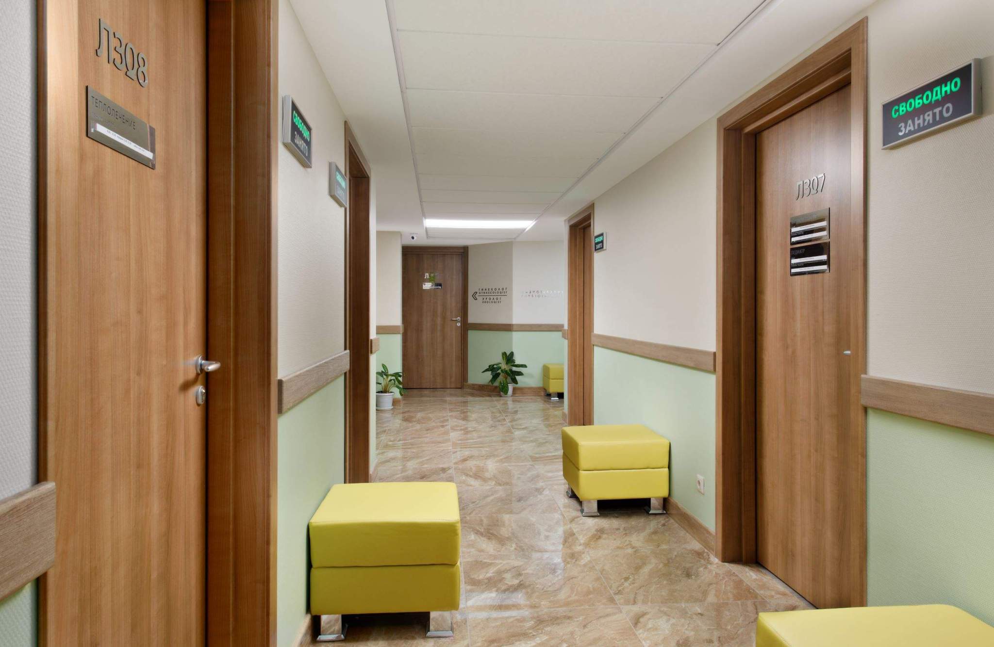 Продам торговое помещение 7880.3 м.кв.