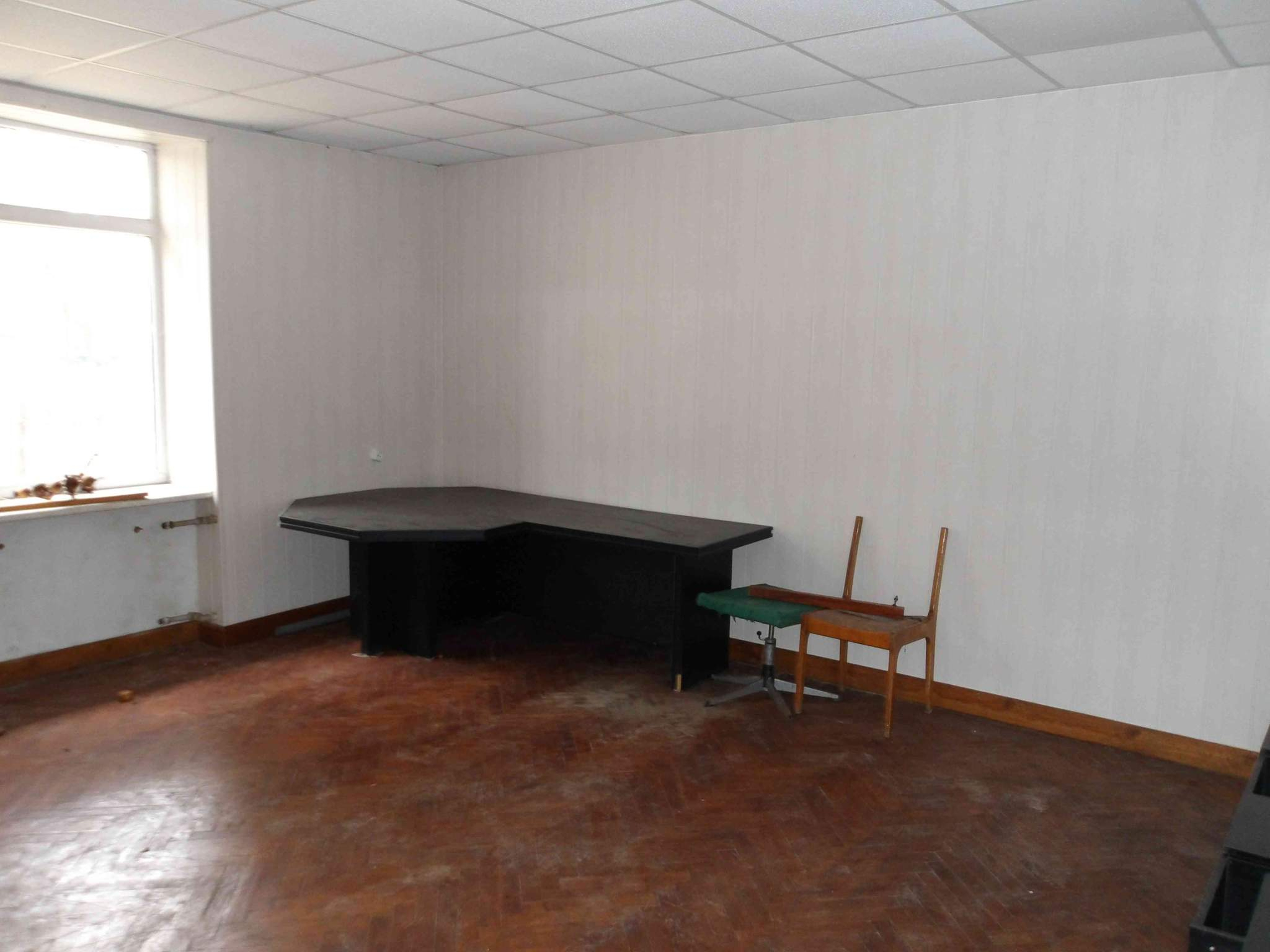 Продам торговое помещение 857 м.кв.