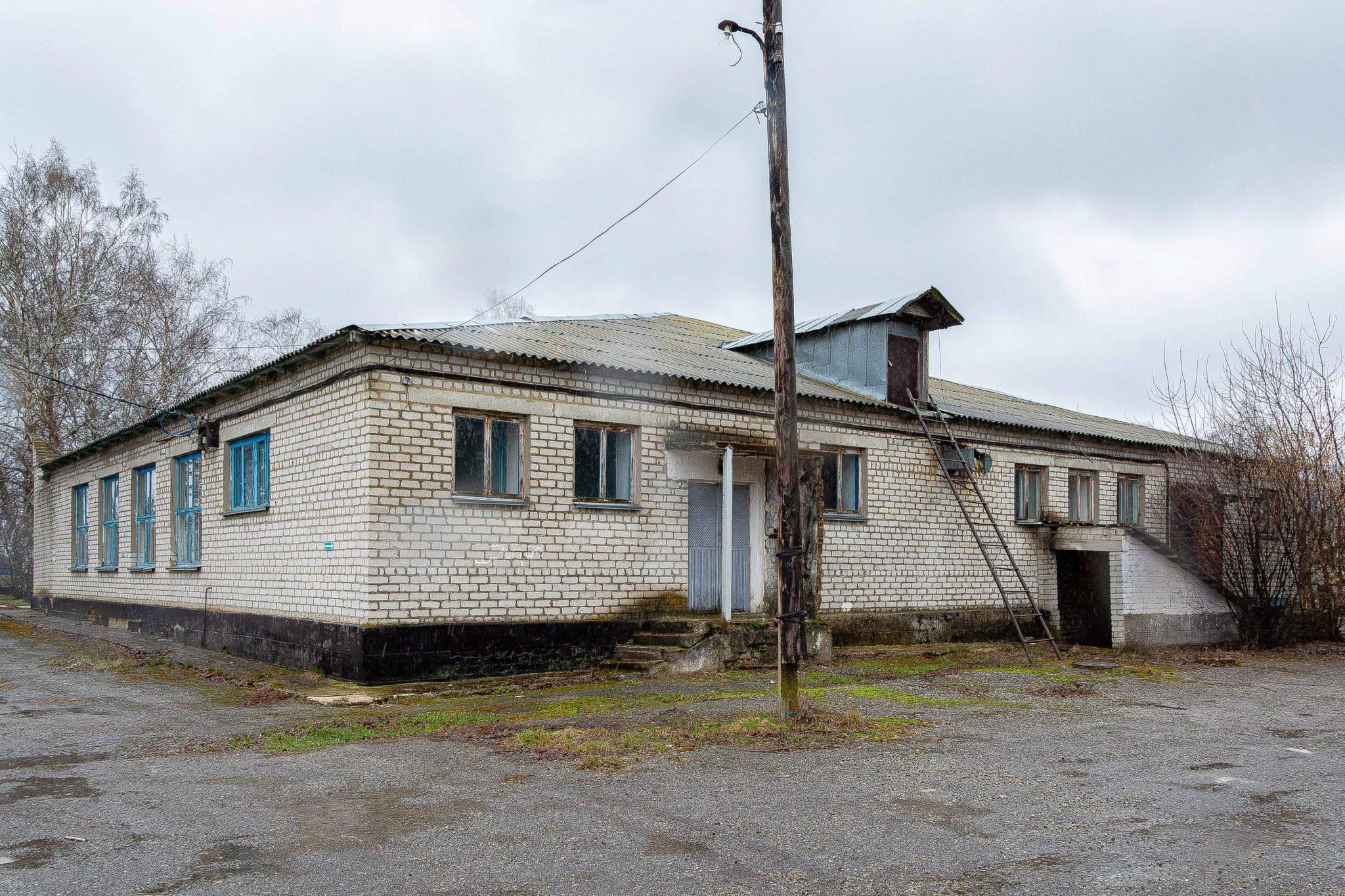 Продам торговое помещение 817.9 м.кв.