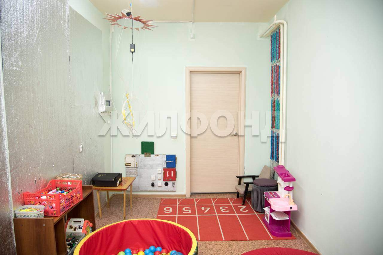 Продам помещение свободного назначения 222 м.кв.