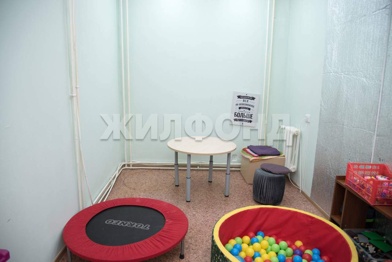 Продам помещение свободного назначения 222 м.кв.