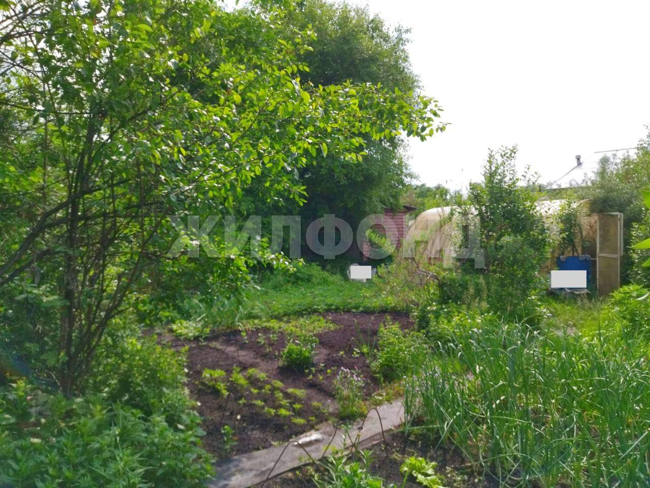 Продам земельный участок 629 м.кв.