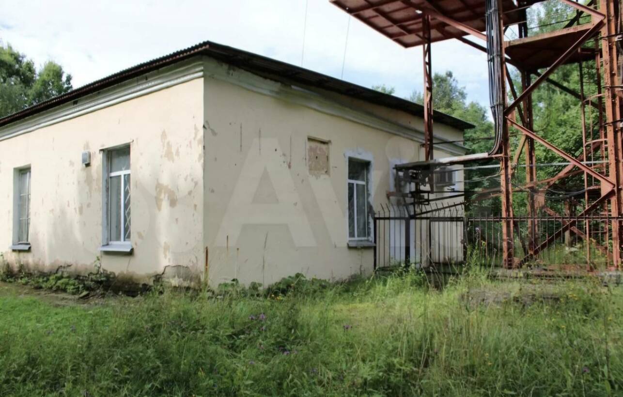 Продам торговое помещение 192.7 м.кв.