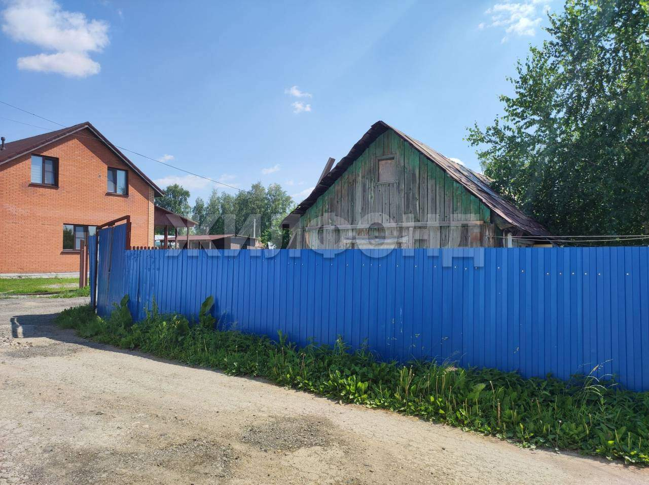 Продам земельный участок 612 м.кв.