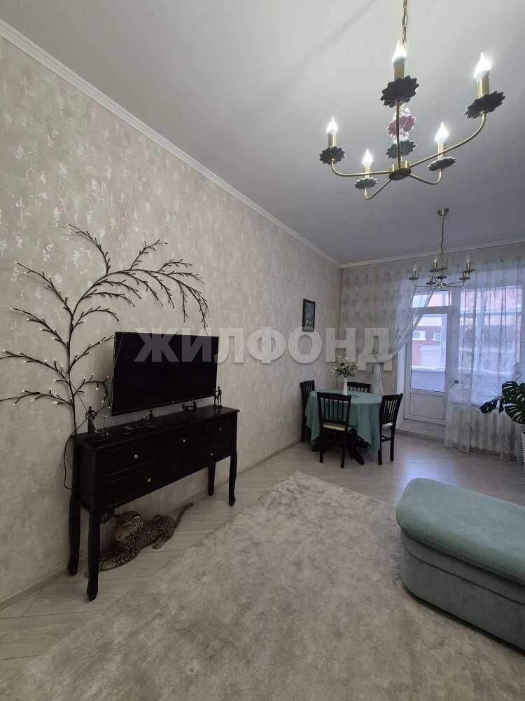 Квартира на продажу в Томске, Ачинская улица, 17 фото №0
