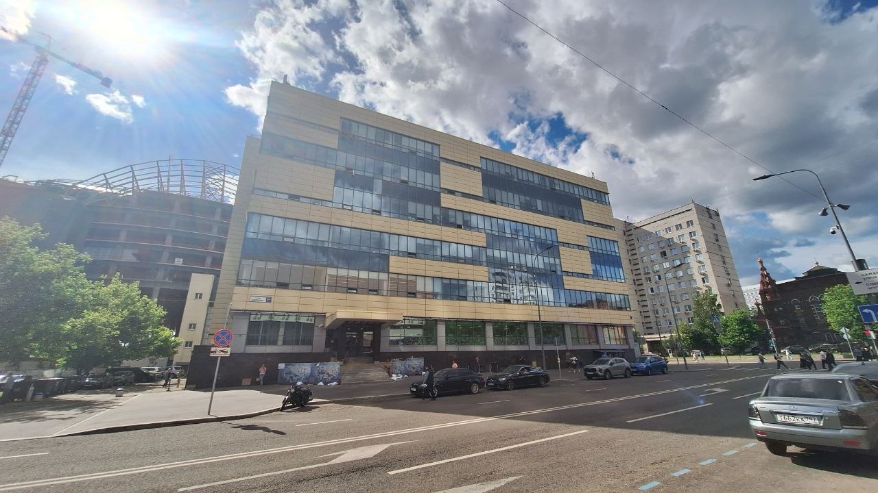 Сдам в аренду офис 68.3 м.кв.