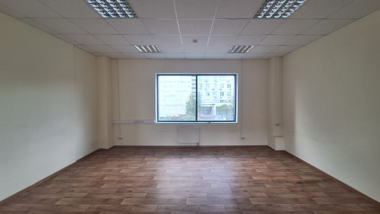 Сдам в аренду офис 68.3 м.кв.