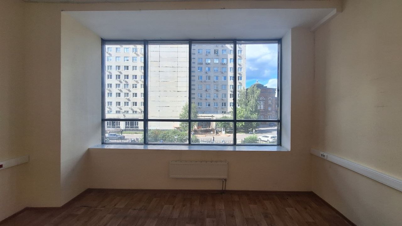 Сдам в аренду офис 68.3 м.кв.