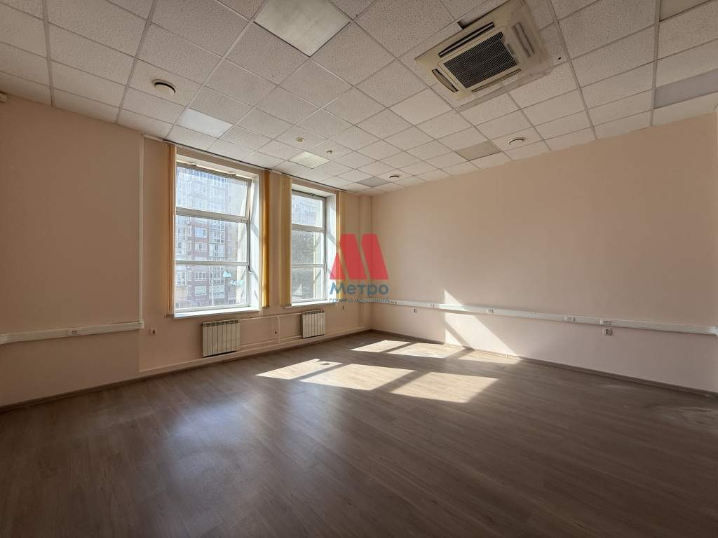 Сдам в аренду офис 163.8 м.кв.
