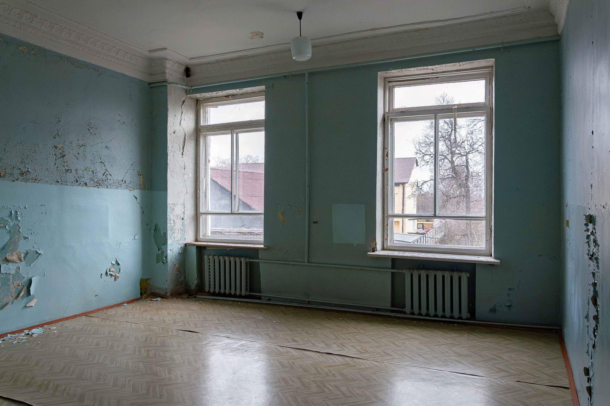 Продам торговое помещение 852.7 м.кв.