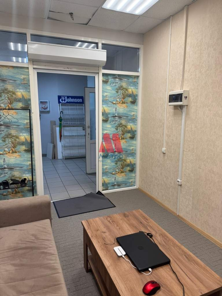Продам офис 11 м.кв.