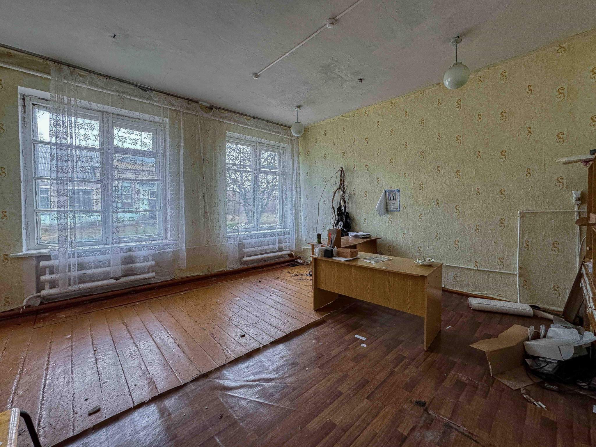 Продам торговое помещение 1286.6 м.кв.