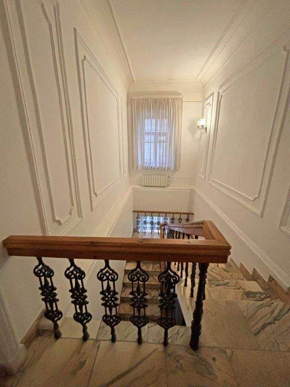 Продам торговое помещение 518.7 м.кв.