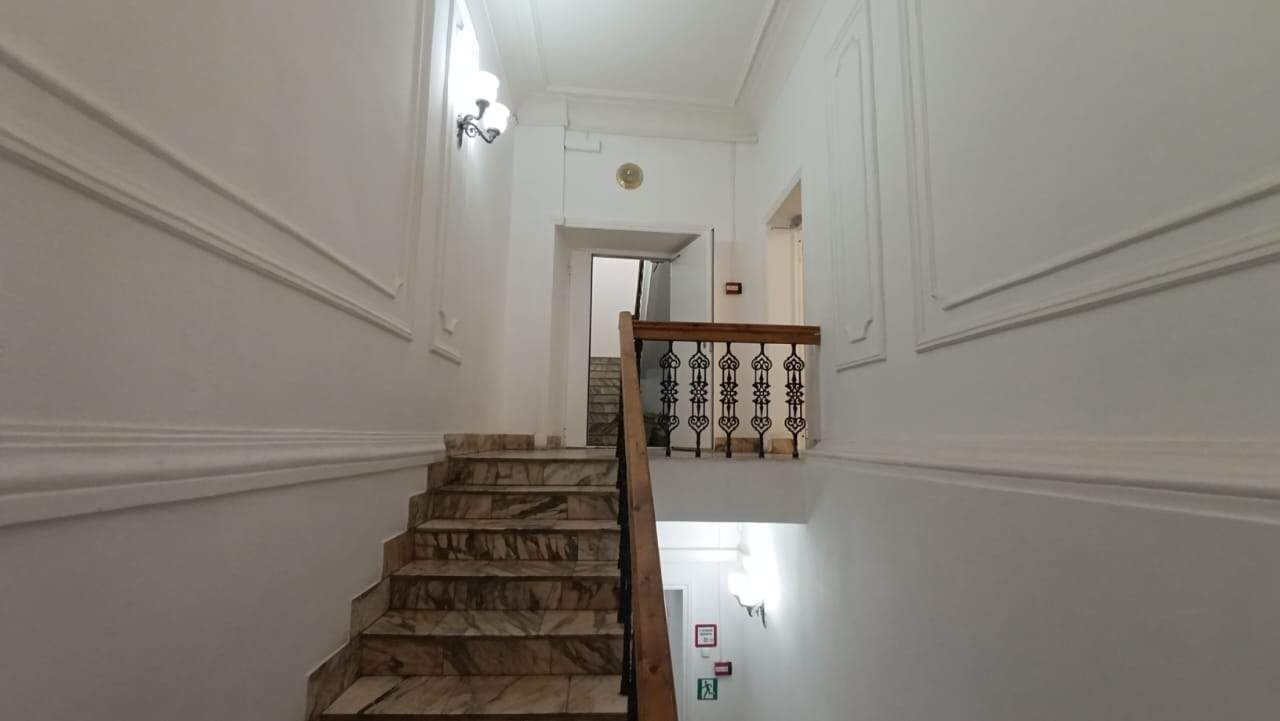 Продам торговое помещение 518.7 м.кв.