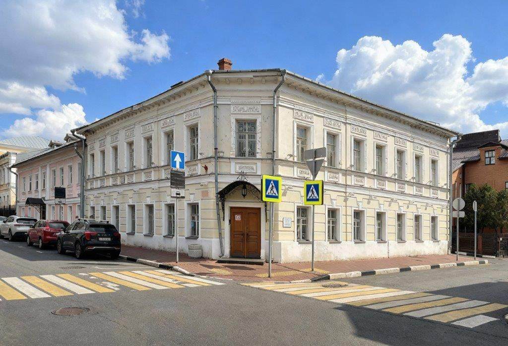 Продам торговое помещение 518.7 м.кв.
