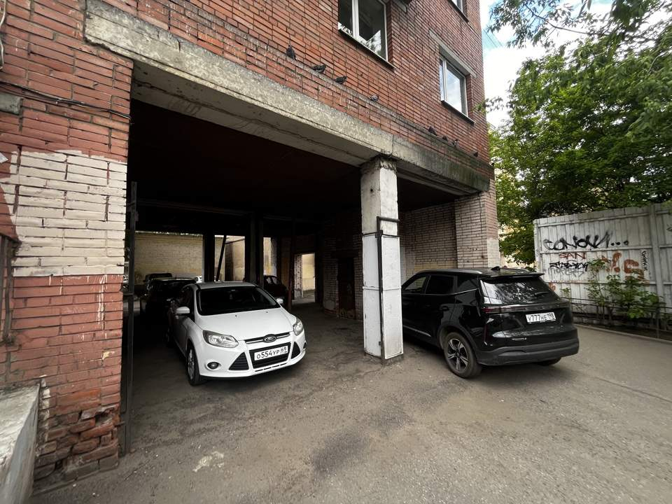 Продам офис 1.6 м.кв.