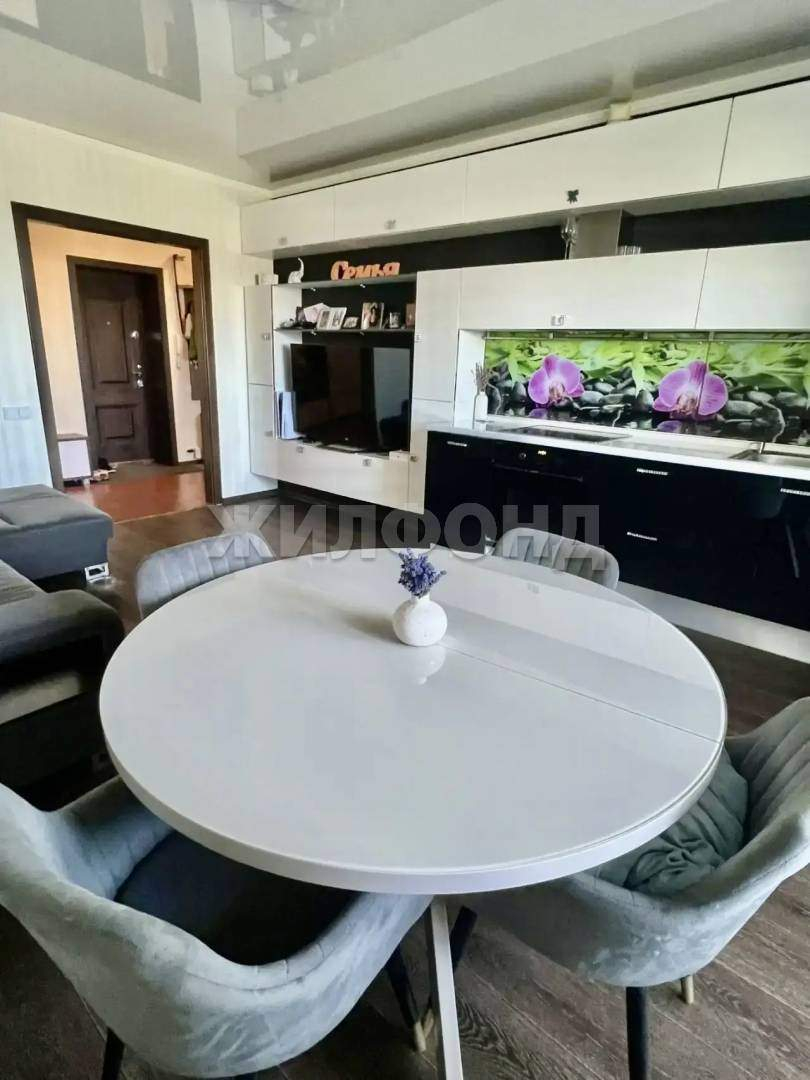 Квартира на продажу в Тольятте, Полякова улица, 24 фото №0