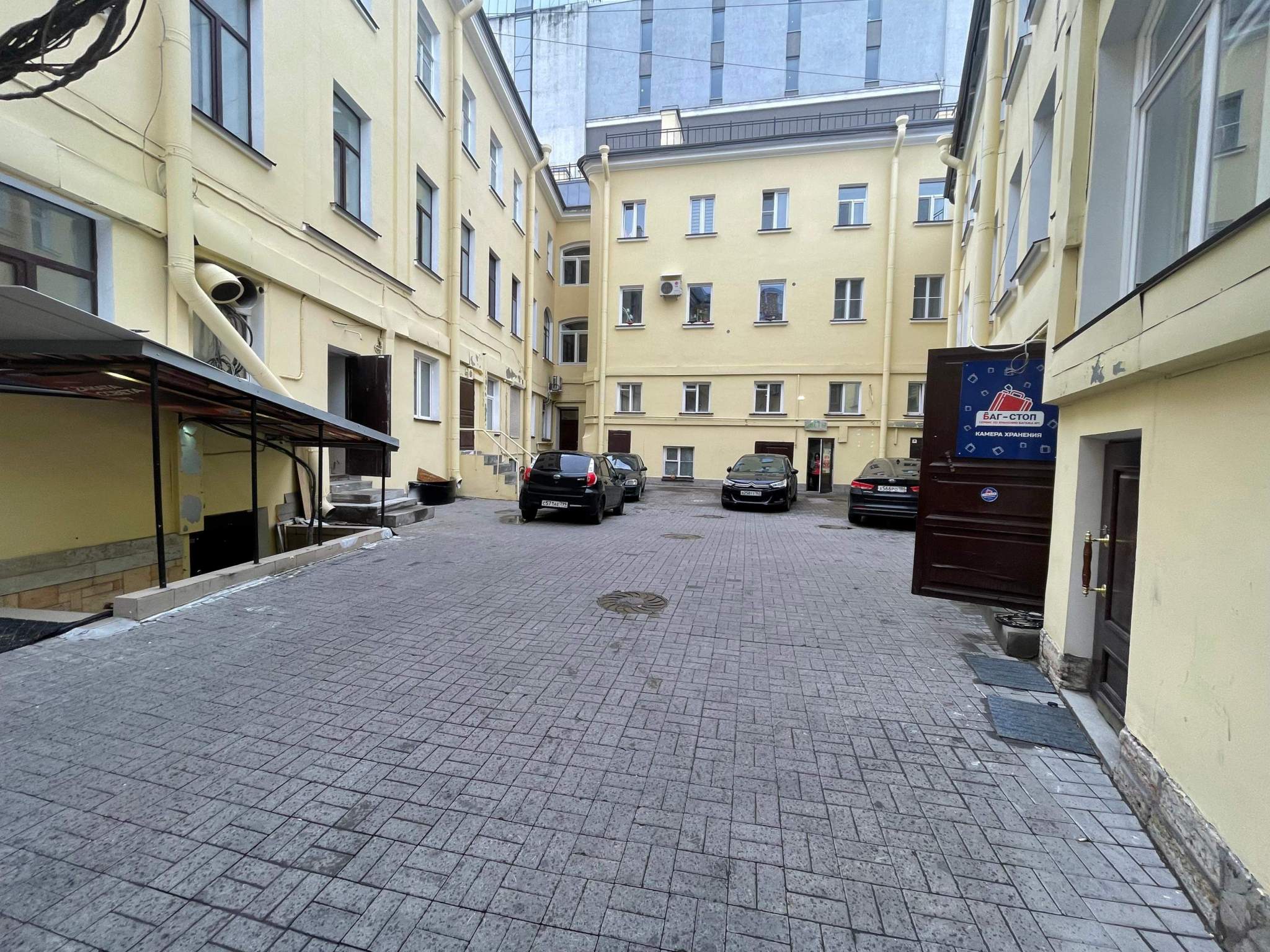 Продам офис 80.2 м.кв.