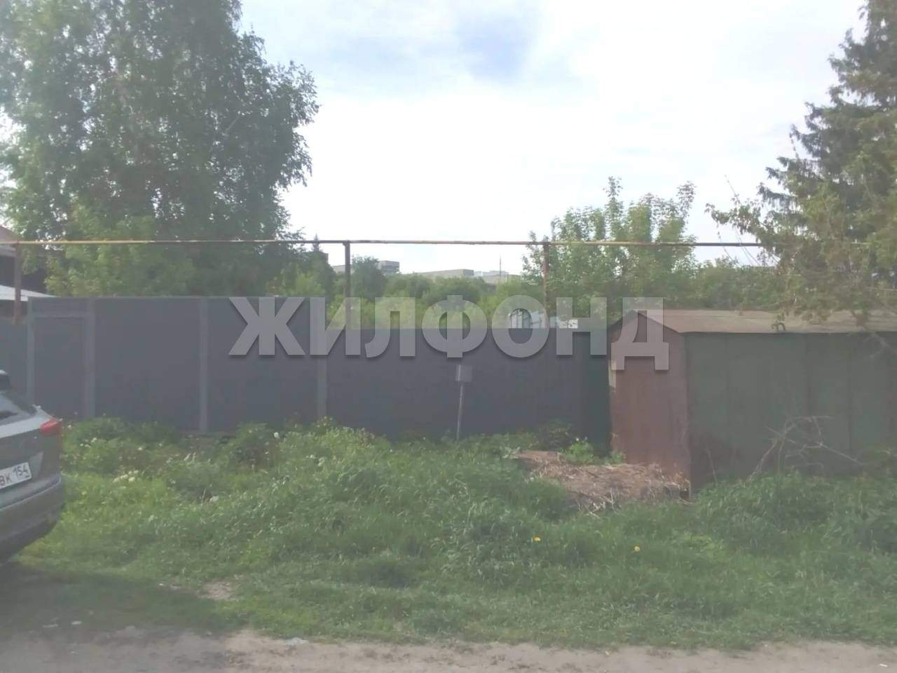 Продам земельный участок 1360 м.кв.