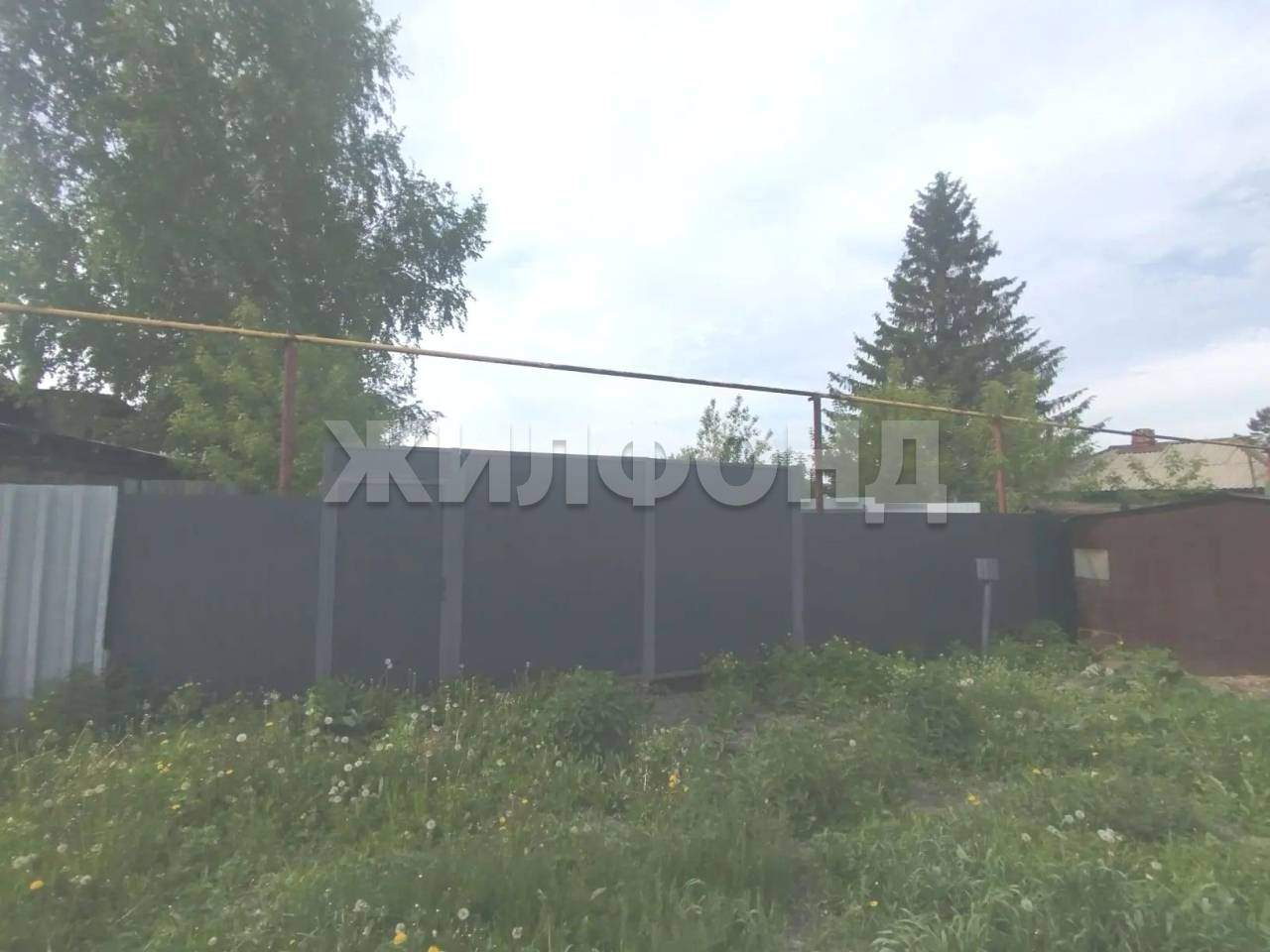 Продам земельный участок 1360 м.кв.