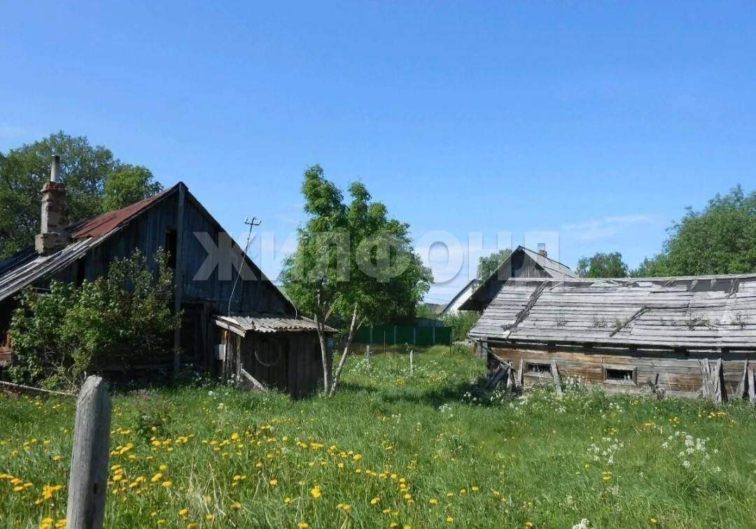 Продам земельный участок 2500 м.кв.