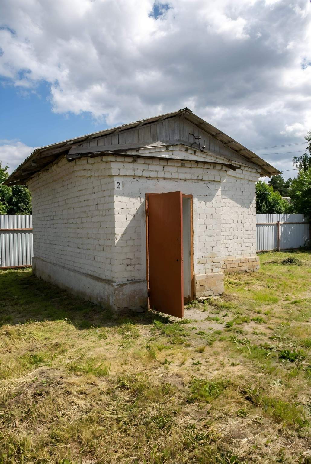 Продам торговое помещение 2211.9 м.кв.