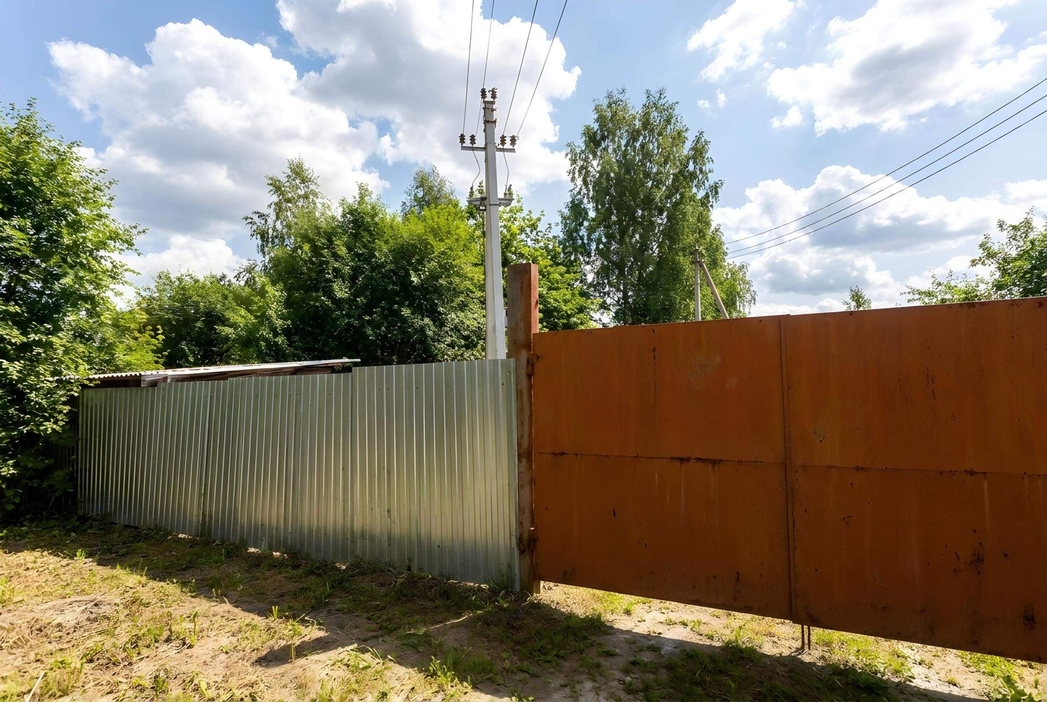 Продам торговое помещение 2211.9 м.кв.