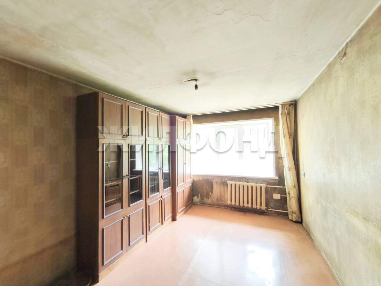 Квартира на продажу в Абакане, Дзержинского ул., 183