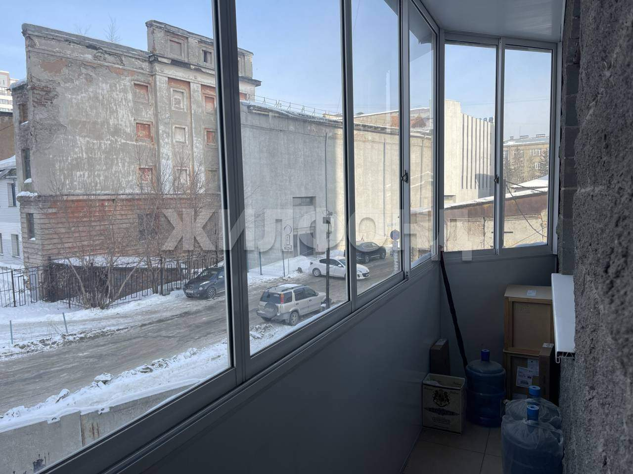 Продам офис 63 м.кв.