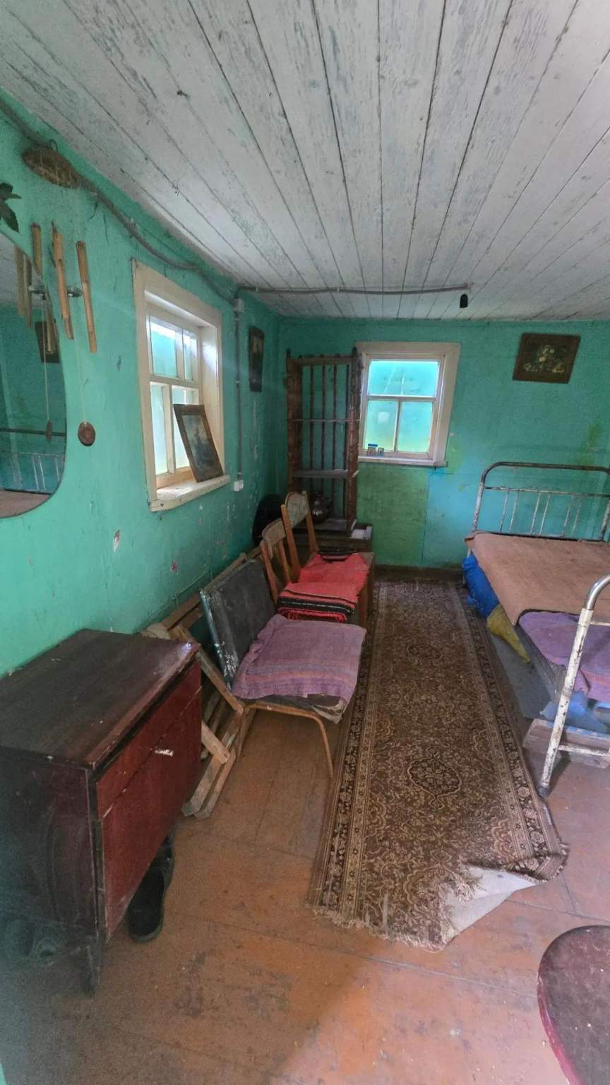 Продам земельный участок 1100 м.кв.