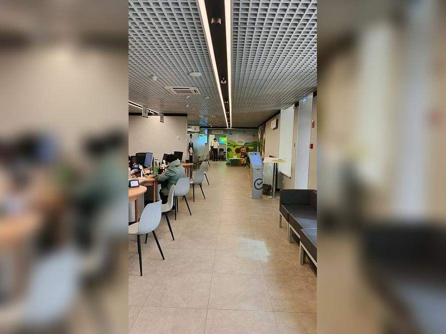Сдам в аренду помещение свободного назначения 892.4 м.кв.
