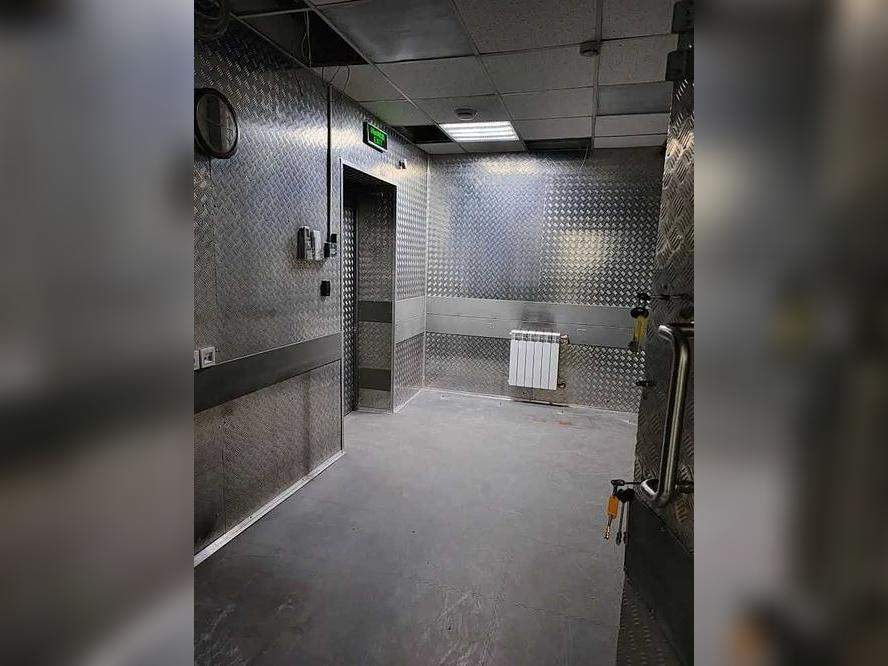 Сдам в аренду помещение свободного назначения 892.4 м.кв.