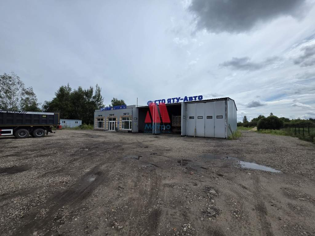 Сдам в аренду торговое помещение 400 м.кв.