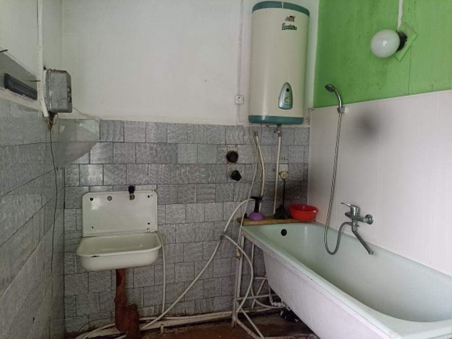 Продам магазин 409.7 м.кв.