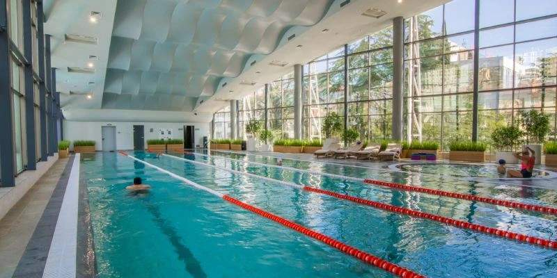 Продам торговое помещение 20561 м.кв.