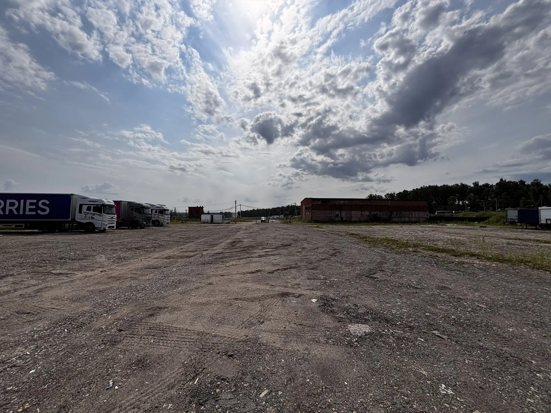 Сдам в аренду земельный участок 285 м.кв.